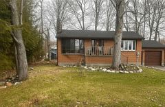 26 Dundee Drive, Tiny, ON L9M 0B3