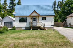 424 High Street, Orillia, ON L3V 4X5