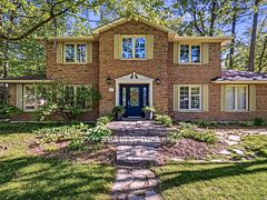 11 Spence Avenue, Springwater, ON L9X 0P2