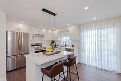 5 SELKIRK Crescent, Barrie, ON L4N 8G3