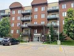 100 Dean Avenue 404, Barrie, ON L9J 0H1