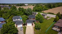 32 Rosenfeld Drive, Barrie, ON L4M 5X2