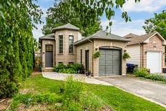 210 Dyer Drive, Wasaga Beach, ON L9Z 1E5
