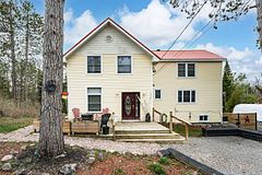 2917 Fairgrounds Road, Ramara, ON L0K 2B0
