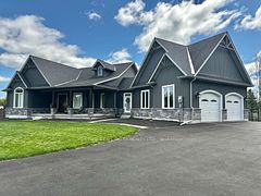 2228 Elana Drive, Severn, ON L3V 0C2