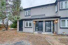 5 Harbour Street 1, Collingwood, ON L9Y 0Y6