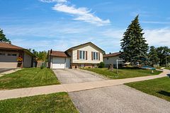 6 Cindy Lee Crescent, Orillia, ON L3V 7P3