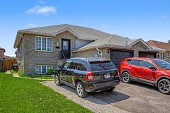 48 Cassandra Drive Lower, Barrie, ON L4M 6Z3