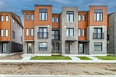 27 Fairlane Avenue, Barrie, ON L9J 0N1