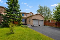 60 Nicholson Drive, Barrie, ON L4N 8L7