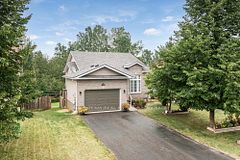 47 Georgias Walk, Tay, ON L0K 2A0