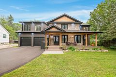 67 Doran Road, Springwater, ON L9X 0L5
