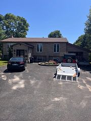 611 Big Bay Point Rd Road, Barrie, ON L4N 3Z9