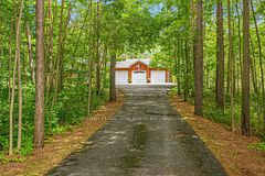 1775 Loretta Avenue, Severn, ON L3V 7W2