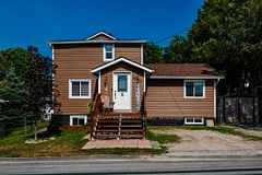 7 Levi Simon Trail, Penetanguishene, ON L9M 1A4