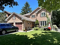 54 Mayfair Drive N main+se, Barrie, ON L4N 6Y8