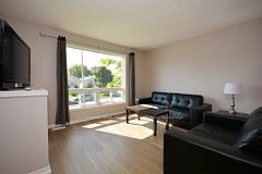 26 Louise Lane Main Fl, Orillia, ON L3V 7W1