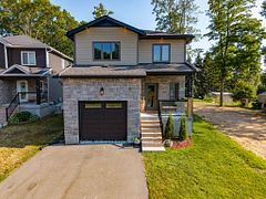38 Payette Drive, Penetanguishene, ON L9M 1H5