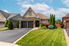 74 Royal Park Boulevard, Barrie, ON L4N 6M7