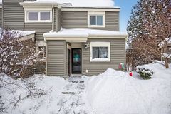 13 Harbour Street W 253, Collingwood, ON L9Y 5B4