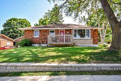 449 Irwin Street, Midland, ON L4R 2V6