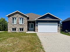 22 Lakeshore Road, Wasaga Beach, ON L9Z 2Y5