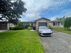 73 Hickling Trail Main, Barrie, ON L4M 5S7