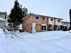 11 Chaucer Crescent, Barrie, ON L4N 4T8