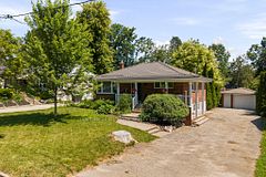 7 Vine Street, Barrie, ON L4N 2B1