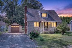 11 Wood Street, Barrie, ON L4N 2S9