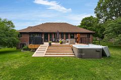32 Forest Hill Drive, Springwater, ON L0L 1X0