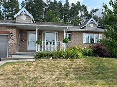 808 Jane Boulevard, Midland, ON L4R 5M4