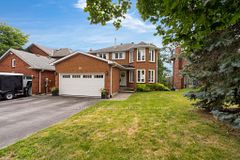 55 Gibbon Drive, Barrie, ON L4N 6K8