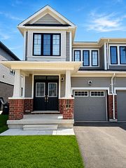 30 Durham Avenue, Barrie, ON L9S 2Z8
