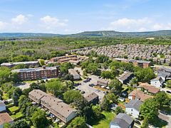 536 Tenth Street, Collingwood, ON L9Y 4C1