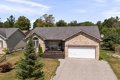 66 Donlands Court, Severn, ON L0K 1E0