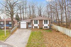 7 Rosedale Place upper unit, Barrie, ON L4M 5E7