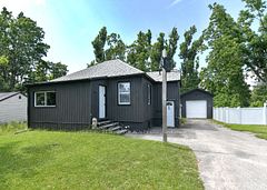 26 South Street S, Orillia, ON L3V 3S9