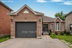 16 Esther Drive, Barrie, ON L4N 0X8