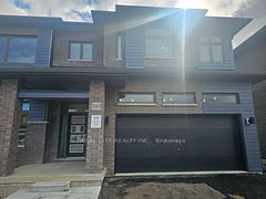 3063 Sandy Acres Avenue, Severn, ON L3V 6H3