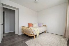 510 Essa Road 44, Barrie, ON L4N 7L5