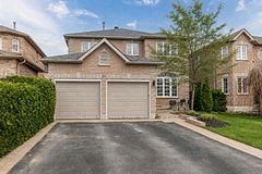 69 Kenwell Crescent, Barrie, ON L4N 0A3