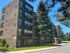 54 Fittons Road W 202, Orillia, ON L3V 3T9