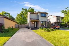 242 Browning Trail, Barrie, ON L4N 5C1