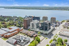 111 Worsley Street GPH5, Barrie, ON L4M 0J5