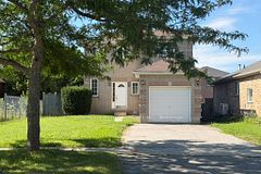 41 Sydenham Wells Court, Barrie, ON L4M 6R4