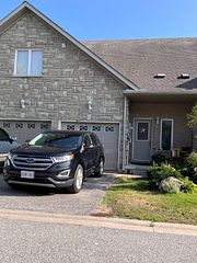125 Huronia Road 5, Barrie, ON L4N 4G1