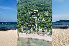 61 Green Point Road, Tiny, ON L9M 0M7