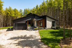 5130 Severn Pines Crescent, Severn, ON L0K 2B0