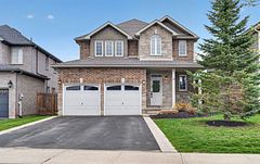 19 Garbutt Crescent, Collingwood, ON L9Y 0H5
